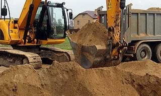 Выкопать яму экскаватором в Сибае от 943 руб. - 2Землекопа-Сба
